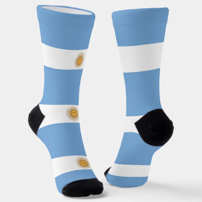 Men crew socks with flag of Argentina. (Angled)