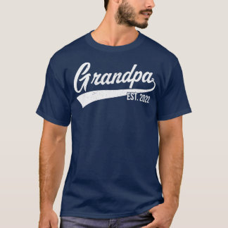 Mens 1st Time Grandpa EST 2022 New First Grandpa 2 T-Shirt