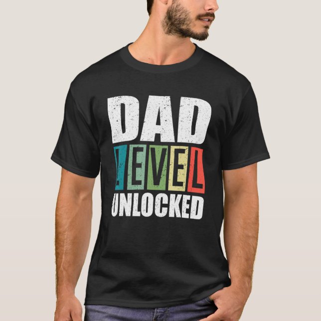 Mens Dad Level Unlocked First Time Dad Daddy Fathe T-Shirt (Front)