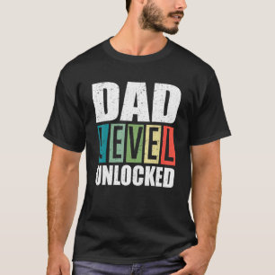 Mens Dad Level Unlocked First Time Dad Daddy Fathe T-Shirt