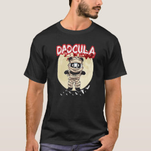 Mens Dadcula Dracule Vampire Dad Halloween Party F T-Shirt