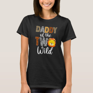 Mens Daddy of the Two Wild Dad Baby Lion 2nd Birth T-Shirt