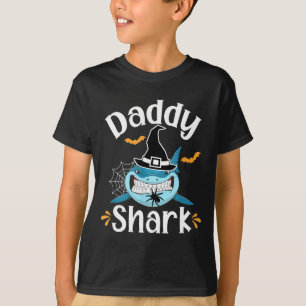 Mens Daddy Shark Funny Halloween Daddy Announcemen T-Shirt