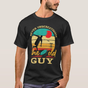Mens Disc Golf Never Underestimate The Old Guy Vin T-Shirt