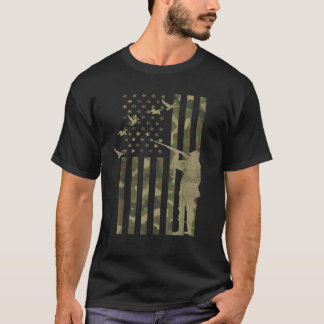 Mens Duck Hunter American Flag Camo Duck Hunting C T-Shirt