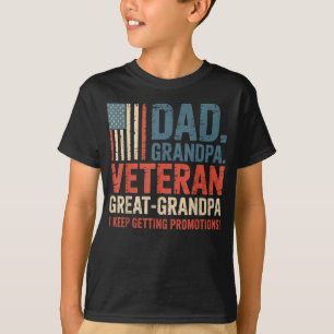 Mens Fathers Day Dad Grandpa Veteran Great Grandpa T-Shirt