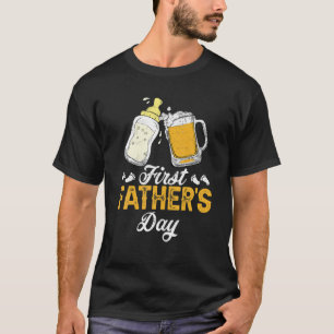 Mens First Father's Day 2022 Beer Baby Bottle Dadd T-Shirt