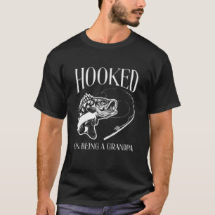 Mens Fishing Pappa Hooked On Being A New Grandpa F T-Shirt