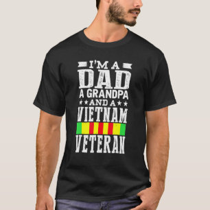 Mens I'm A Dad Grandpa And Vietnam Veteran Father' T-Shirt