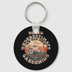 Mens Never Underestimate An Old Man Who Loves Gard Keychain