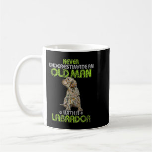 Mens Never Underestimate An Old Man With A Labrado Coffee Mug