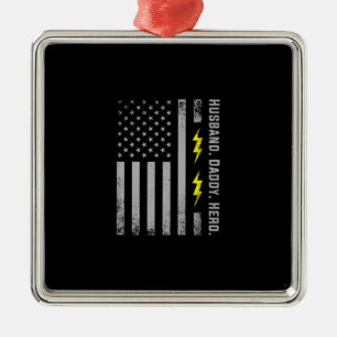 Mens Patriotic Electrician Dad American Flag Fars Metal Ornament