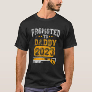 Mens Promoted To Daddy 2023 Soon To Be New Dad 202 T-Shirt