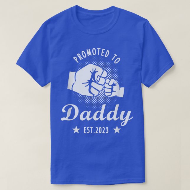 Mens Promoted To Daddy Est 2023 Dad Pregnancy Anno T-Shirt (Design Front)