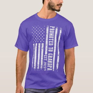 Mens Promoted to Grandpa 2023 Funny for new Grand T-Shirt