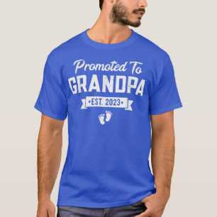 Mens Promoted to Grandpa 2023 Soon To Be Grandfath T-Shirt