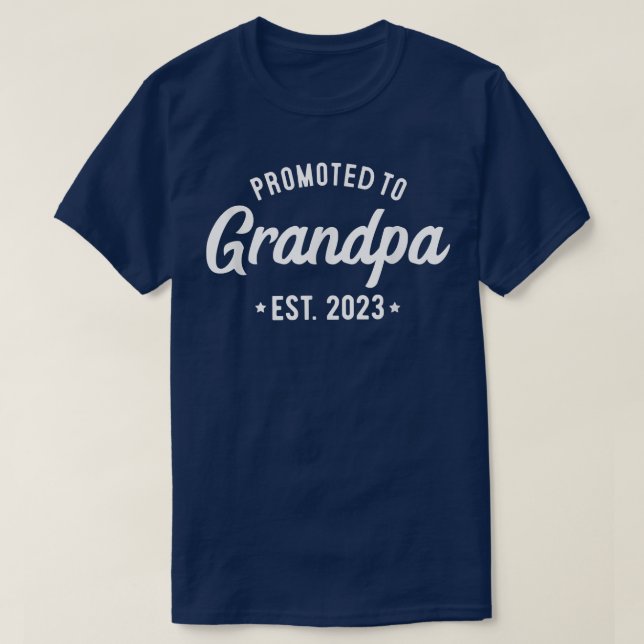 Mens Promoted to Grandpa 2023 Soon To Be Grandpa,  T-Shirt (Design Front)
