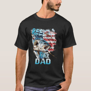 Mens Reel Cool Dad 4th July Fishing USA Flag Dad G T-Shirt