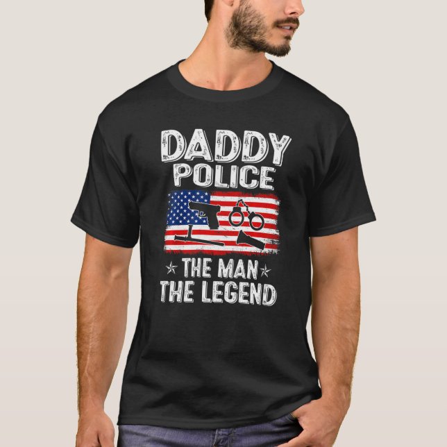 Mens Retro Us Flag Father's Day Daddy Police T-Shirt (Front)