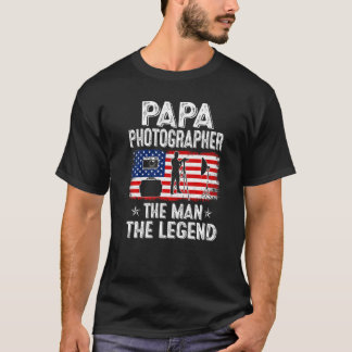 Mens Retro Us Flag Father's Day Papa Photographer  T-Shirt