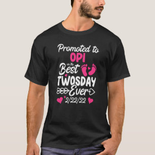 Mens Twosday Promoted To Opi Grandpa New Baby Anno T-Shirt
