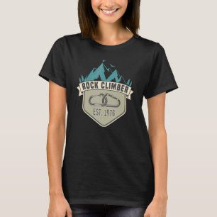 Mens Vintage Climbing Badge Climbing Born 1976 T-Shirt