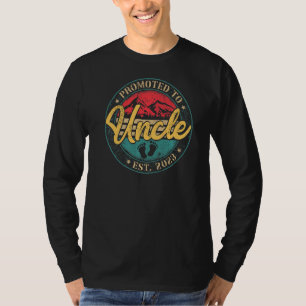 Mens Vintage New Uncle Promoted to Uncle 2023 Baby T-Shirt