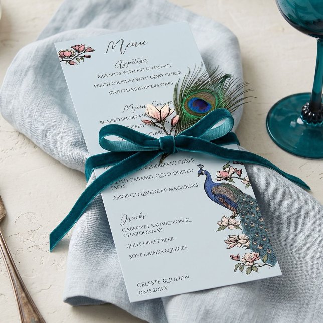 Menu de mariage en chinoiserie au paon dessiné à l (Elegant blue teal peacock wedding menu with hand-drawn peacock and magnolia flowers chinoiserie vibe)