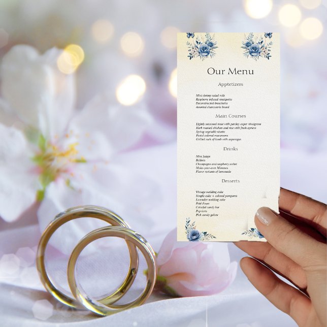 Menu Dîner Mariage moderne aux fleurs bleues et papillo (Créateur téléchargé)