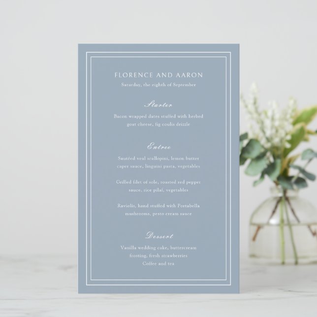 Menu Mariage traditionnel Dusty Blue intemporel (Debout devant)