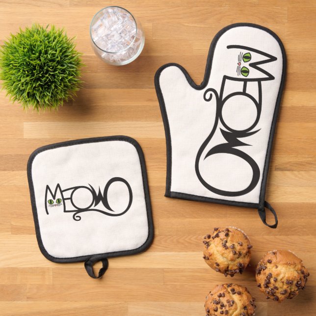 Meow Cat Typography Oven Mitt & Pot Holder Set (Top Down)