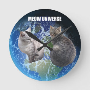 MEOW UNIVERSE ROUND CLOCK
