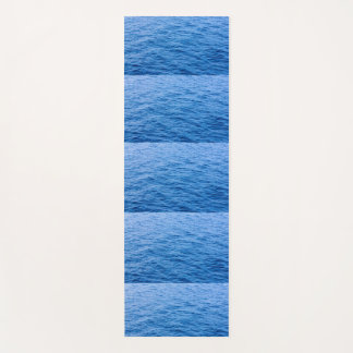 mer et montagnes sur tapis de yoga
