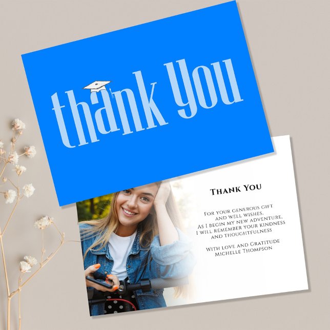Merci diplômé Photo moderne bleu bleu azur blanc (Graduation photo azure blue and white modern typography style. )