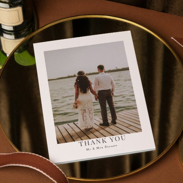 Merci photo personnalisé Simple et moderne (Personalized Photo Thank You Simple and Modern wedding cards by Ricaso. Add 2 photographs & text
)