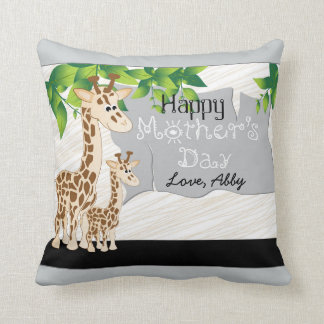 Mère et bébé Giraffe Fête des Mères Coussin person