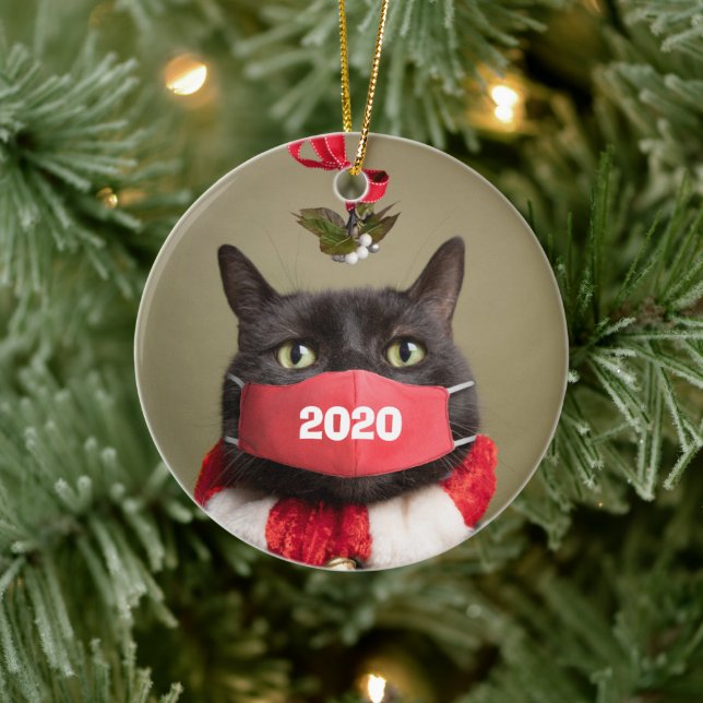 Merry Christmas 2020 Cat in Covid Face Mask Ceramic Ornament (Tree)