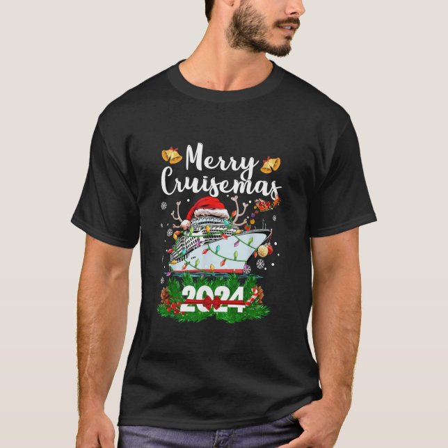 Merry Cruisemas 2024 Family Cruise Christmas Funny T-Shirt (Front)