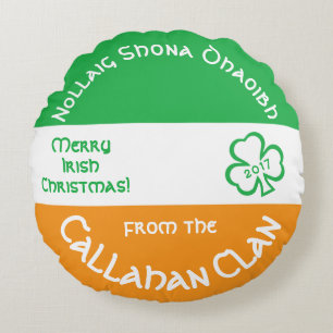 Merry Irish Gaelic Christmas Flag of Ireland  Round Pillow