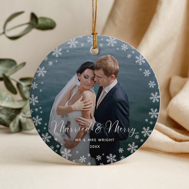Merry & Married Elegant Script Wedding Photo (Créateur téléchargé)