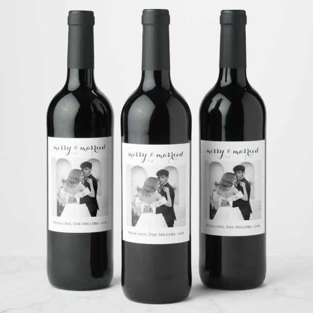 Merry & Married - Personalized Newlywed Christmas  Wine Label (Bottles)