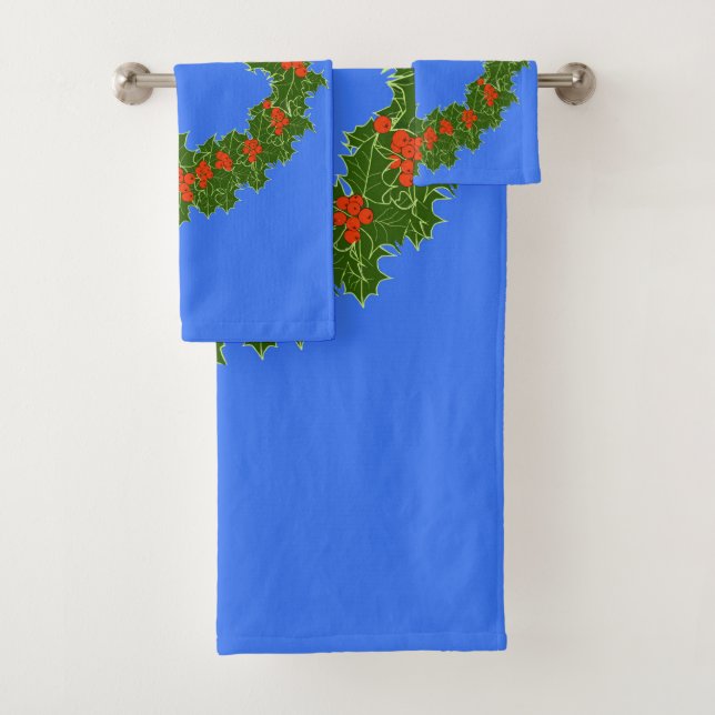 Merry Red Berry & Holly Wreath for Christmas  Bath Towel Set (Insitu)