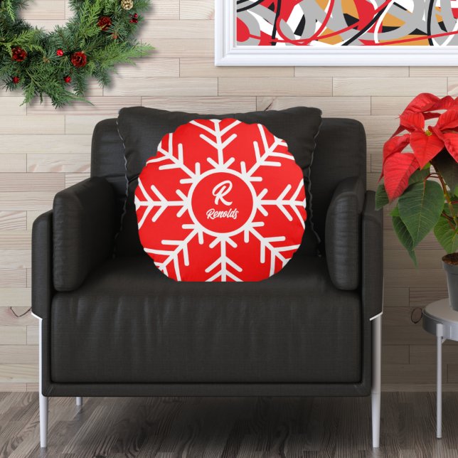 Merry Snowflake Red White Round Pillow (Creator Uploaded)