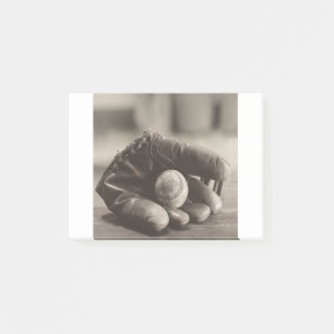 MES01BWD1 Ball in Mitt.tif Post-it Notes