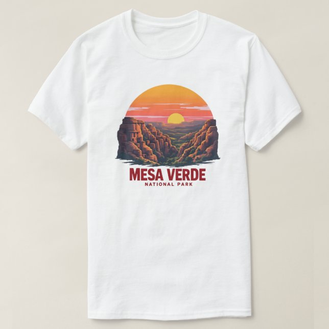 Mesa Verde National Park Flat Retro Sunset Art  T-Shirt (Design Front)
