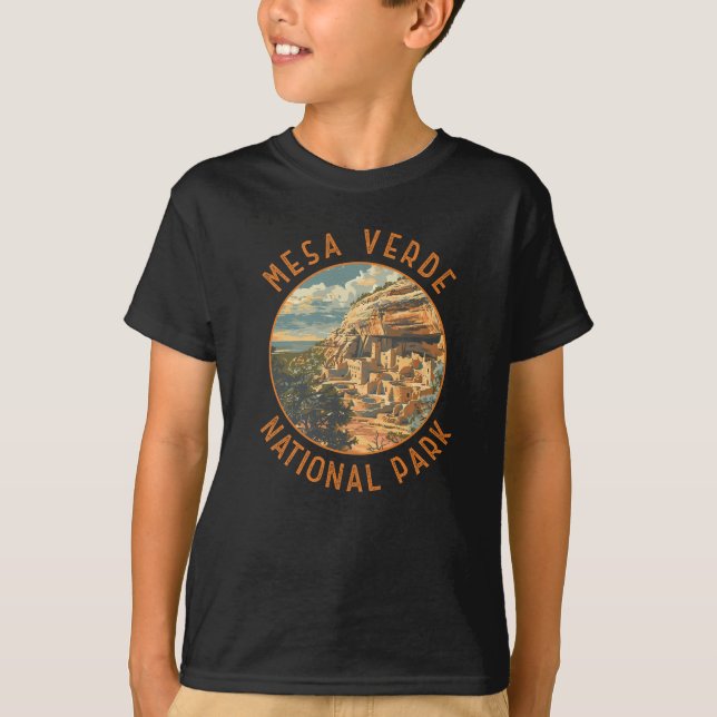 Mesa Verde National Park Retro Distressed Circle T-Shirt (Front)
