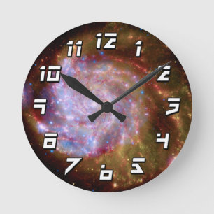 Messier 101 Spiral Galaxy - Hubble Telescope Photo Round Clock