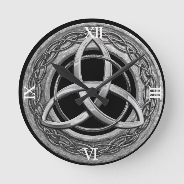 Metal Celtic Trinity Knot Round Clock (Front)