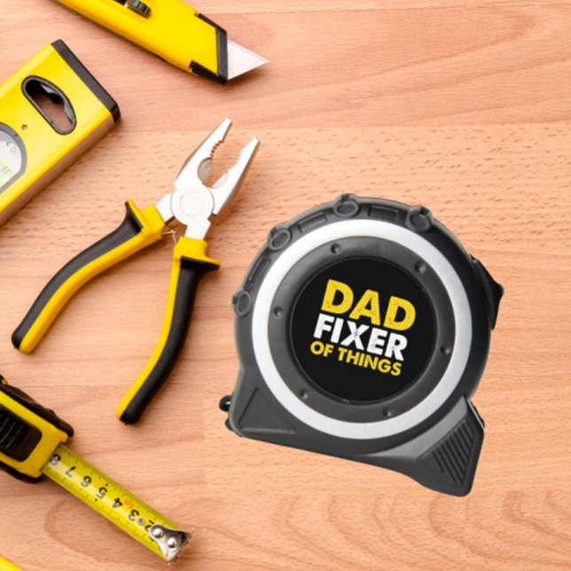 MÈTRE RUBAN FIXER DE CHOSES JAUNE BLANC NOIR (dad fixer of things funny christmas or father day present for your beloved handymand in your life)