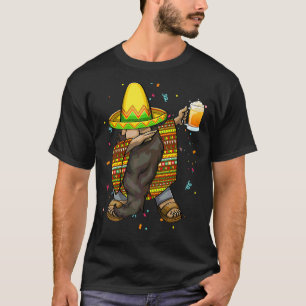 Mexican Dabbing Gnome Cinco De Mayo Sombrero Beer  T-Shirt
